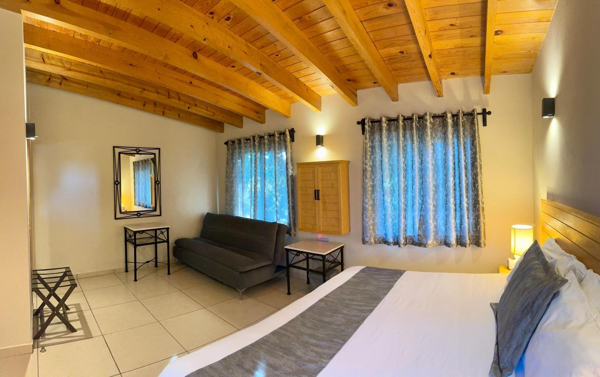 Club Vergel Resort Bernal Extérieur photo