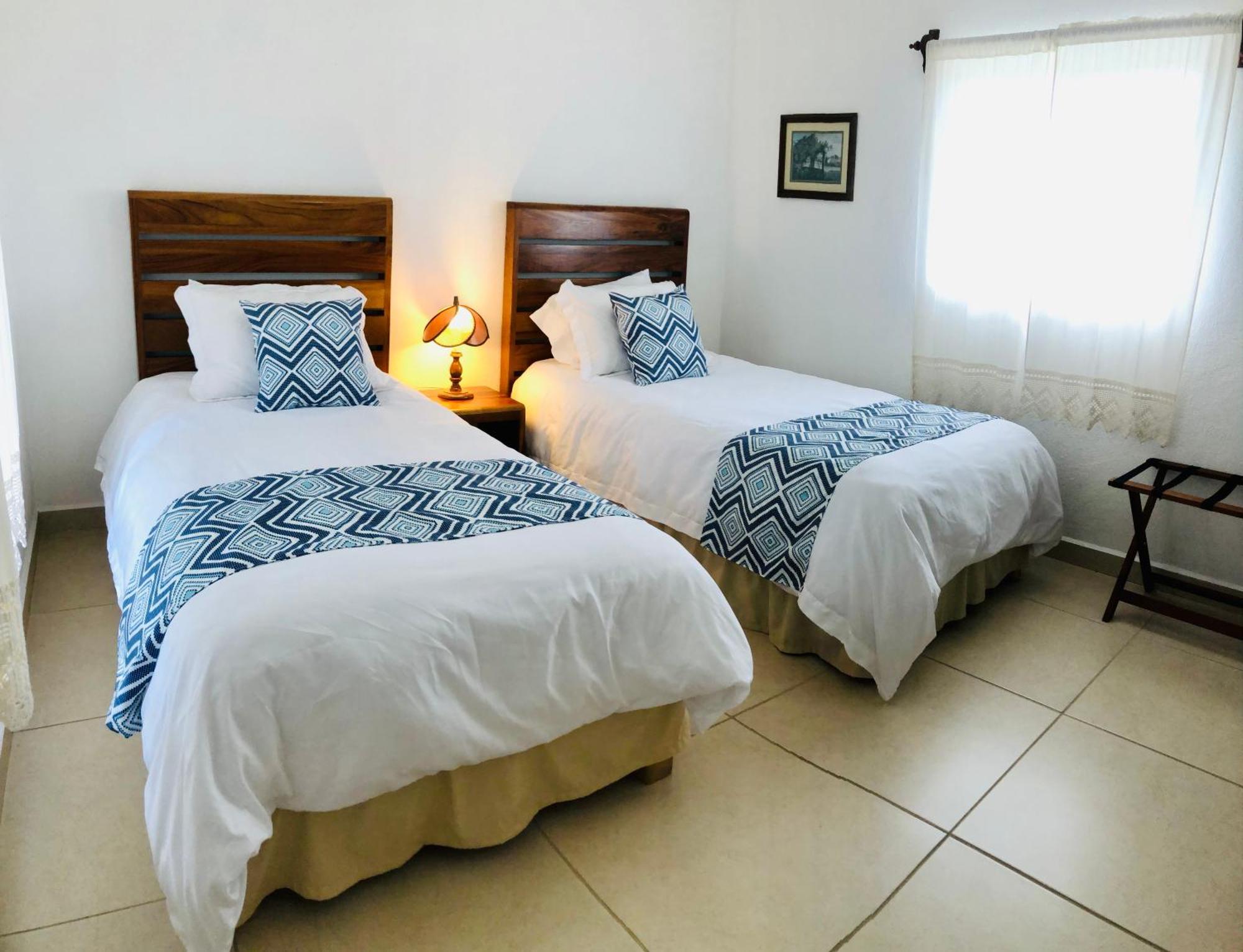 Club Vergel Resort Bernal Extérieur photo
