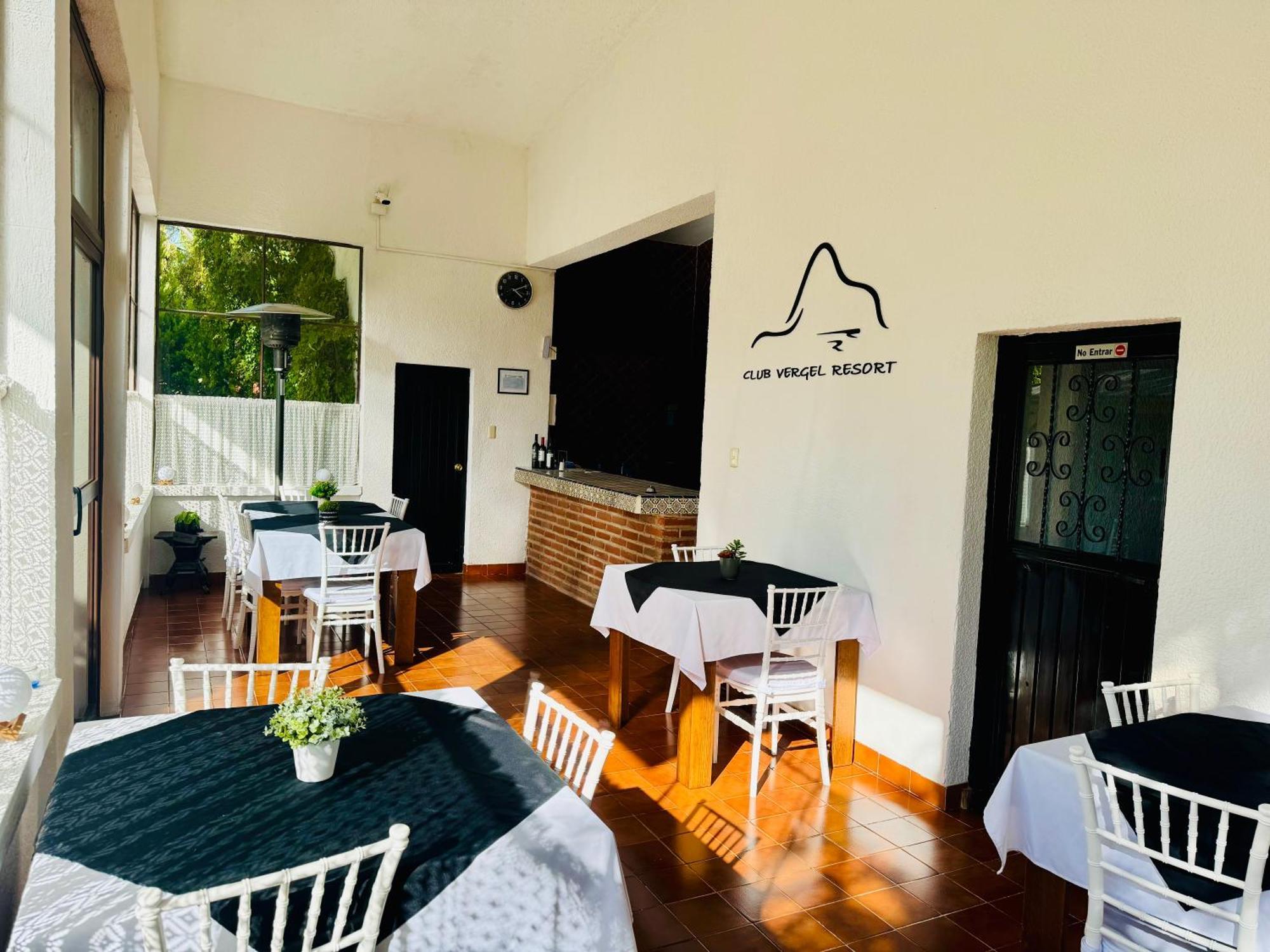 Club Vergel Resort Bernal Extérieur photo