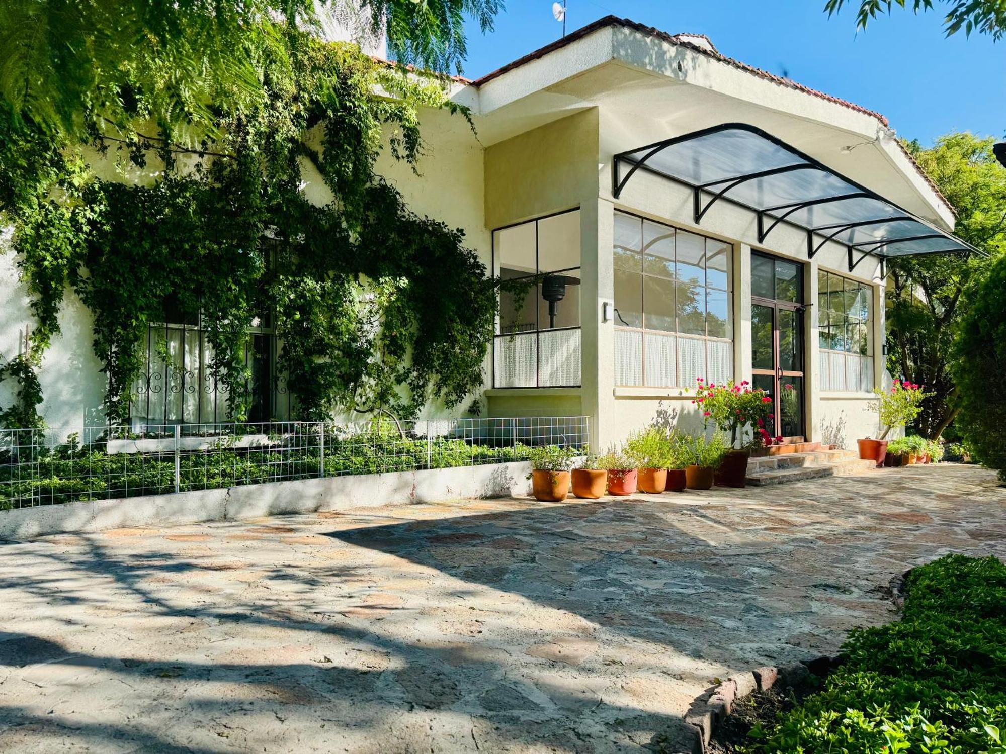Club Vergel Resort Bernal Extérieur photo